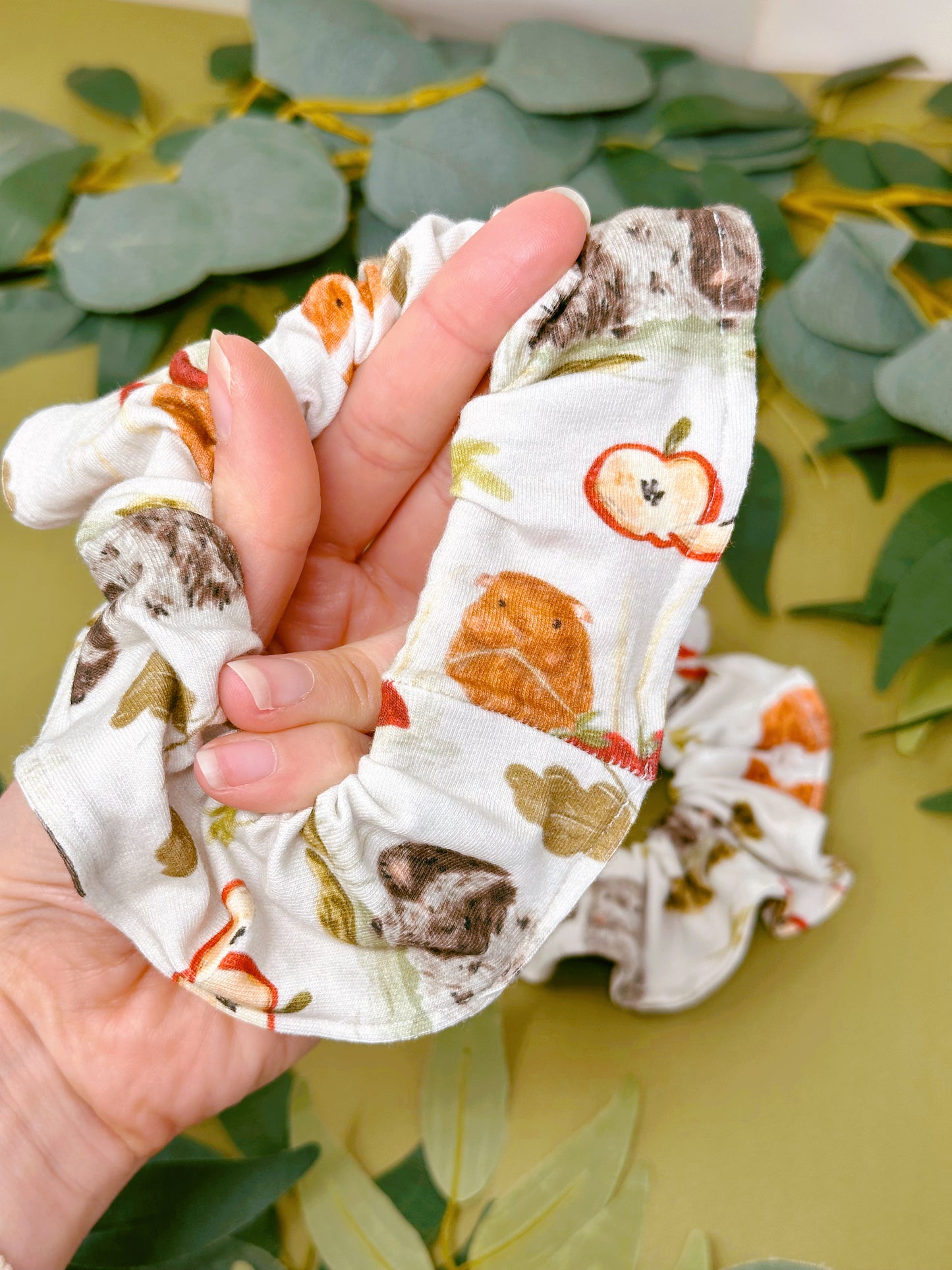 Guinea Pig Scrunchy