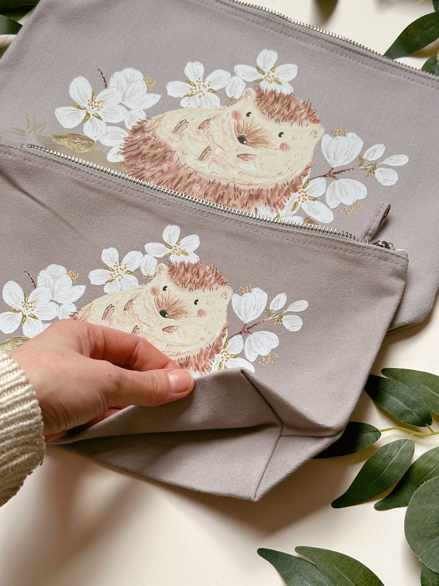 white Sakura Hedgehog Zip Bag