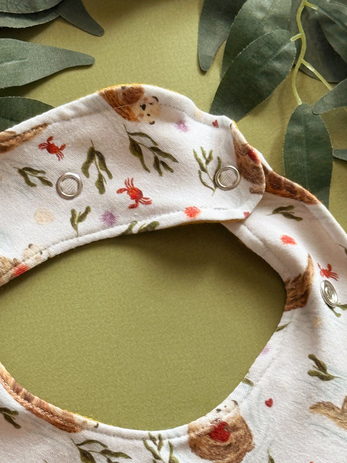 Otter Bib - Rounded