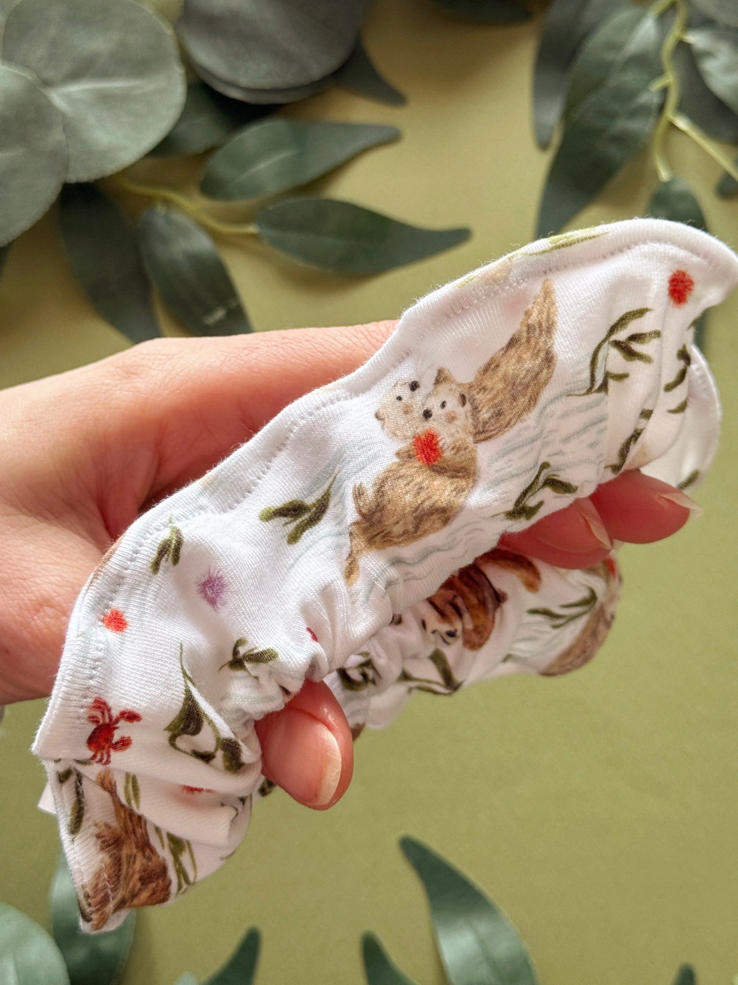 Otter Scrunchy