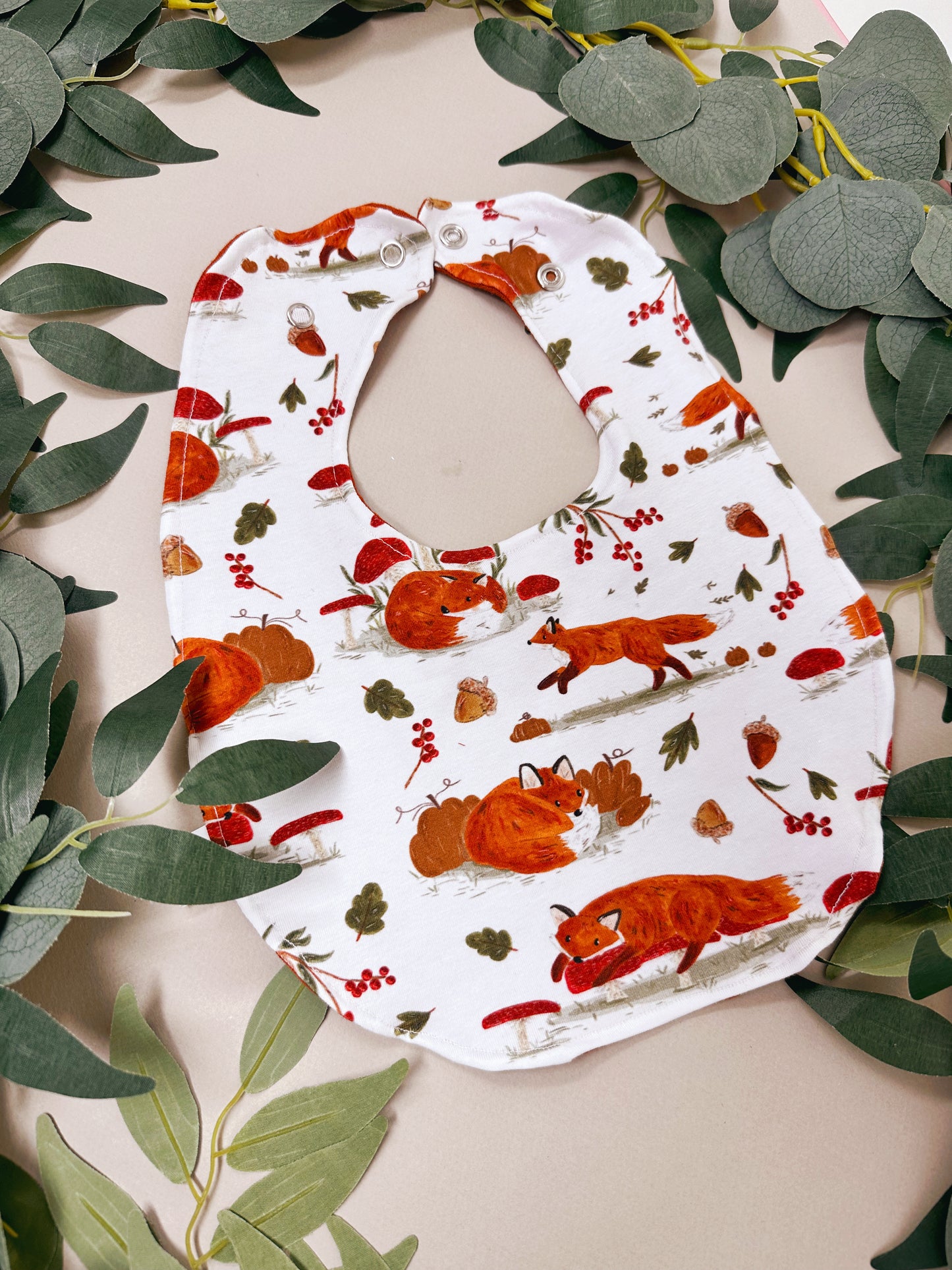 Autumnal Fox Bib - Rounded