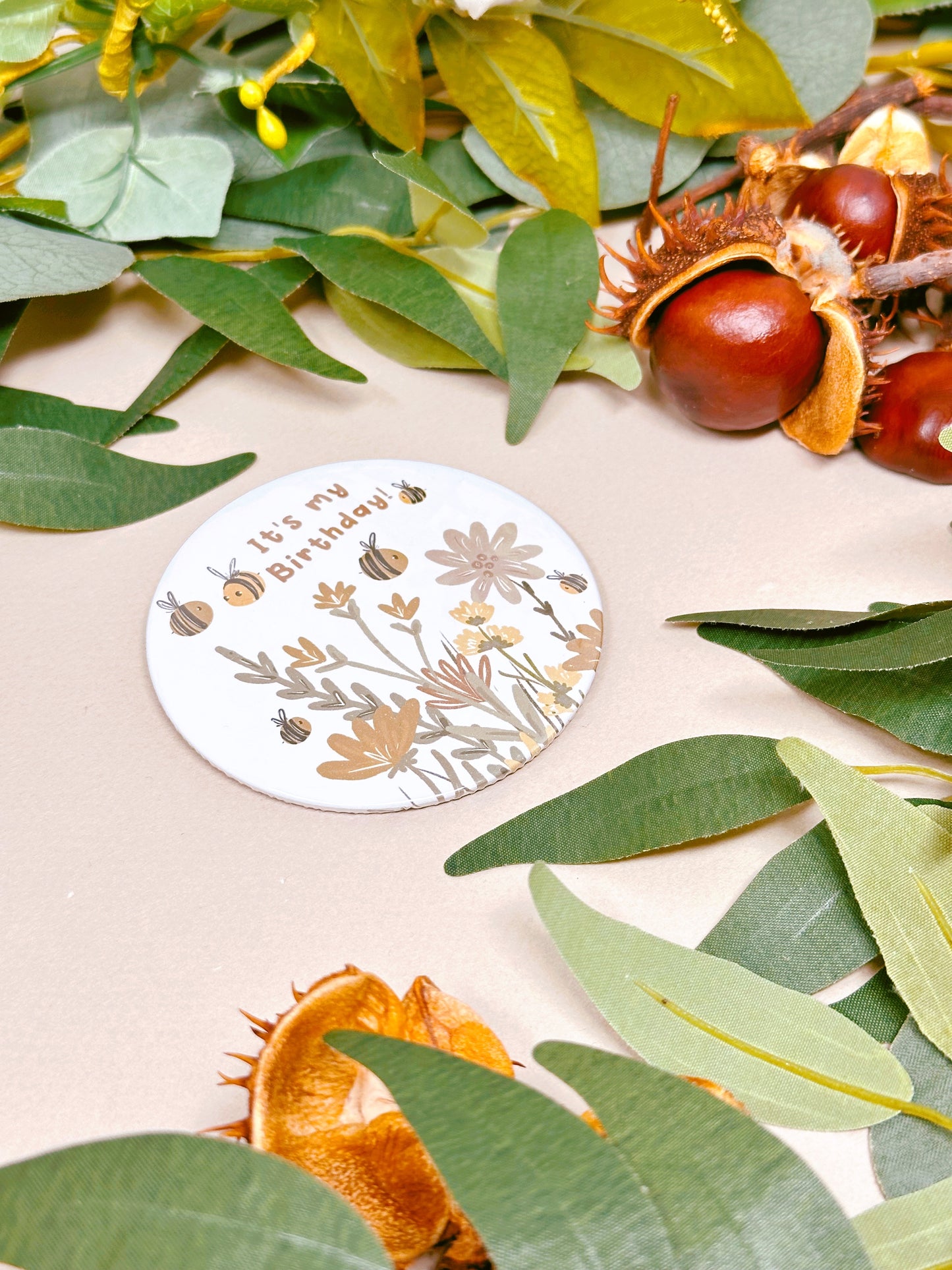 Autumnal Bee Birthday Badge