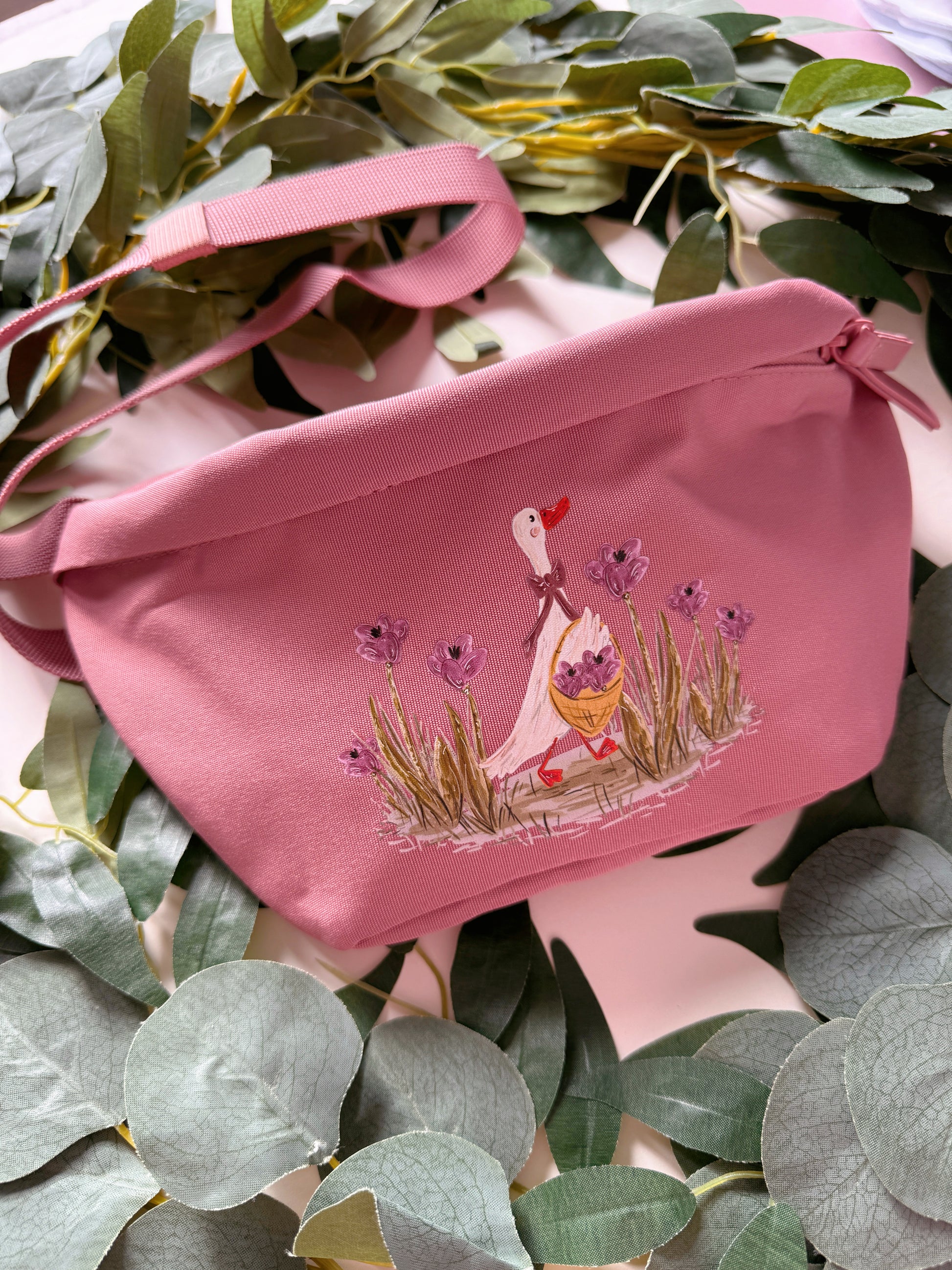 Duck flower bumbag