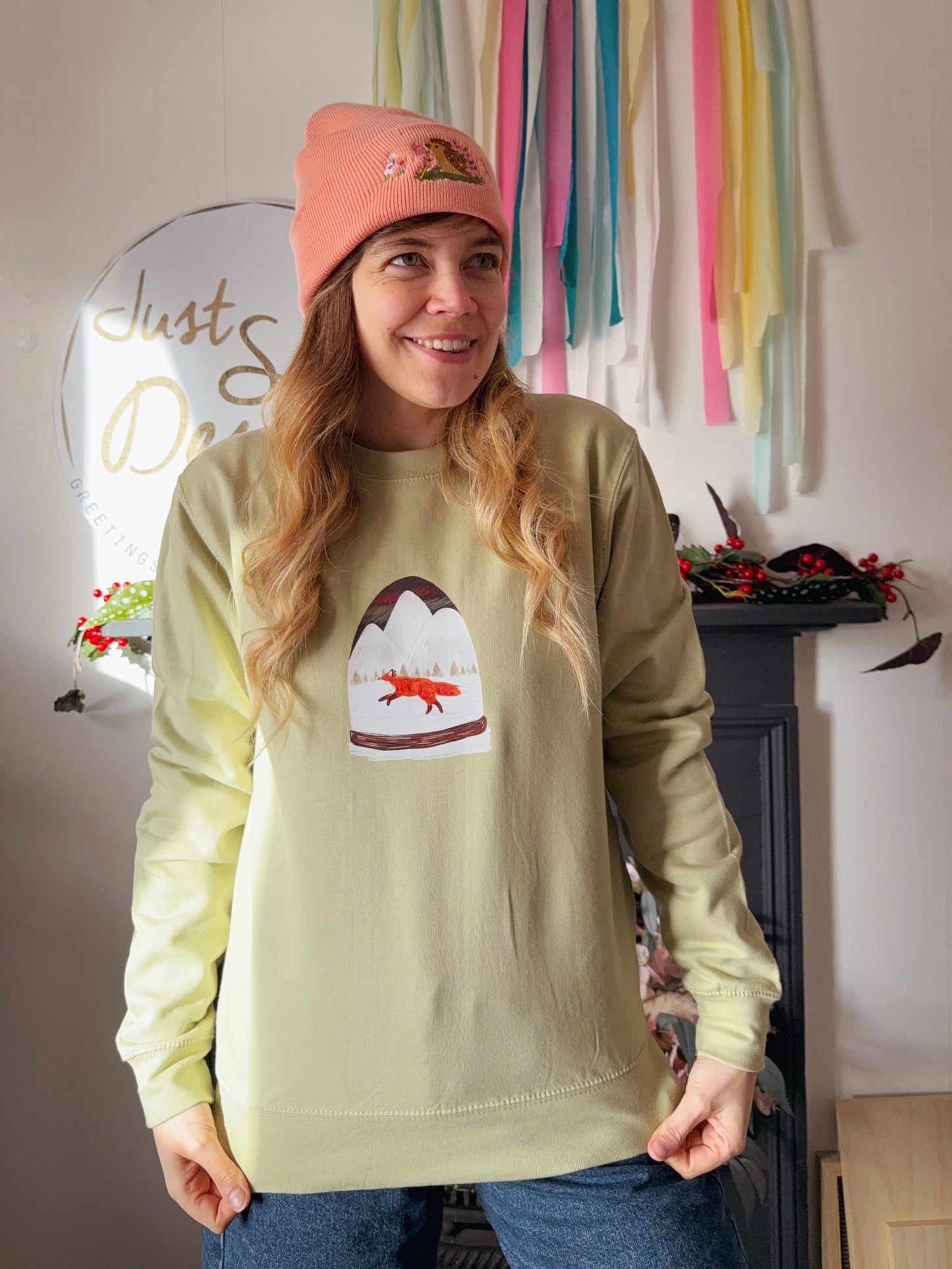 Globe Fox Sweatshirt - ADULT