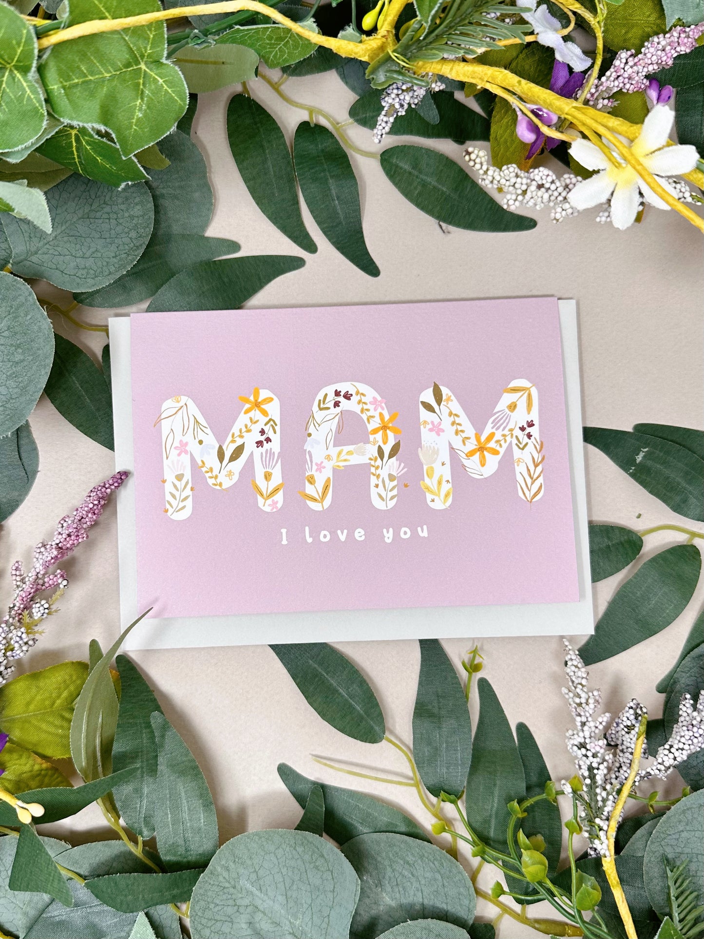 Mam Floral Card