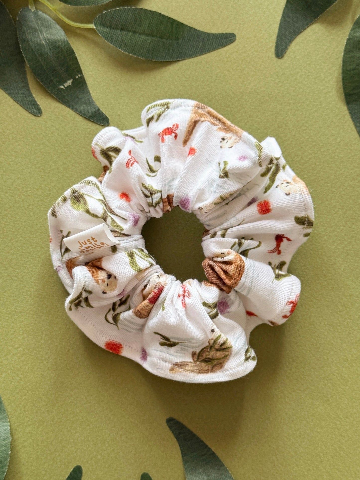 Otter Scrunchy