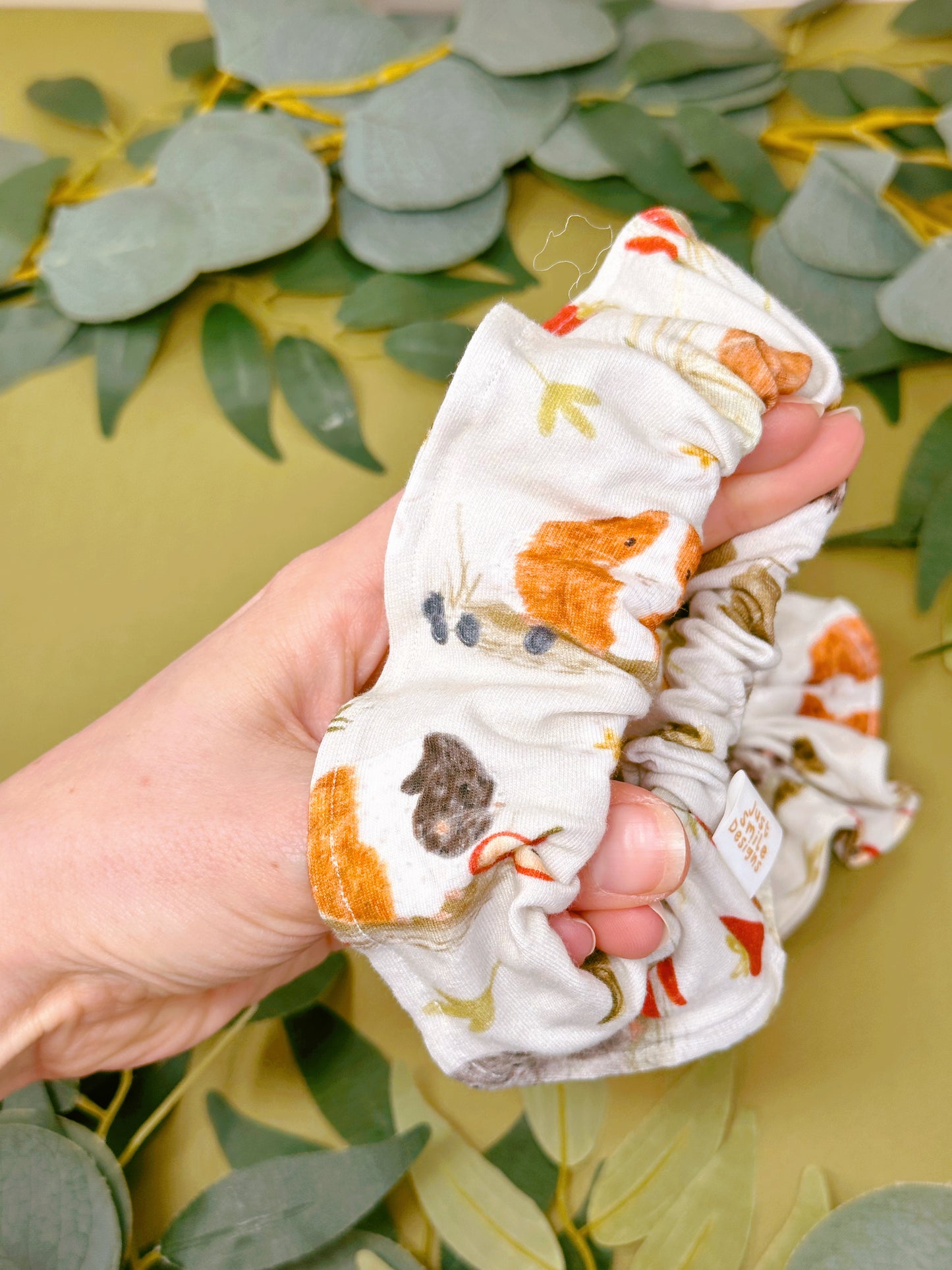 Guinea Pig Scrunchy