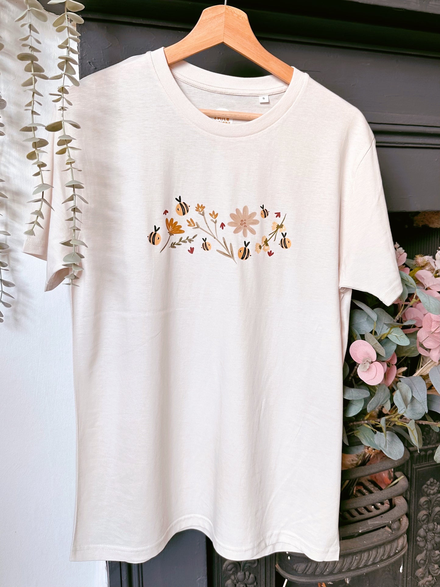 Autumnal Bee T-Shirt - Organic Cotton