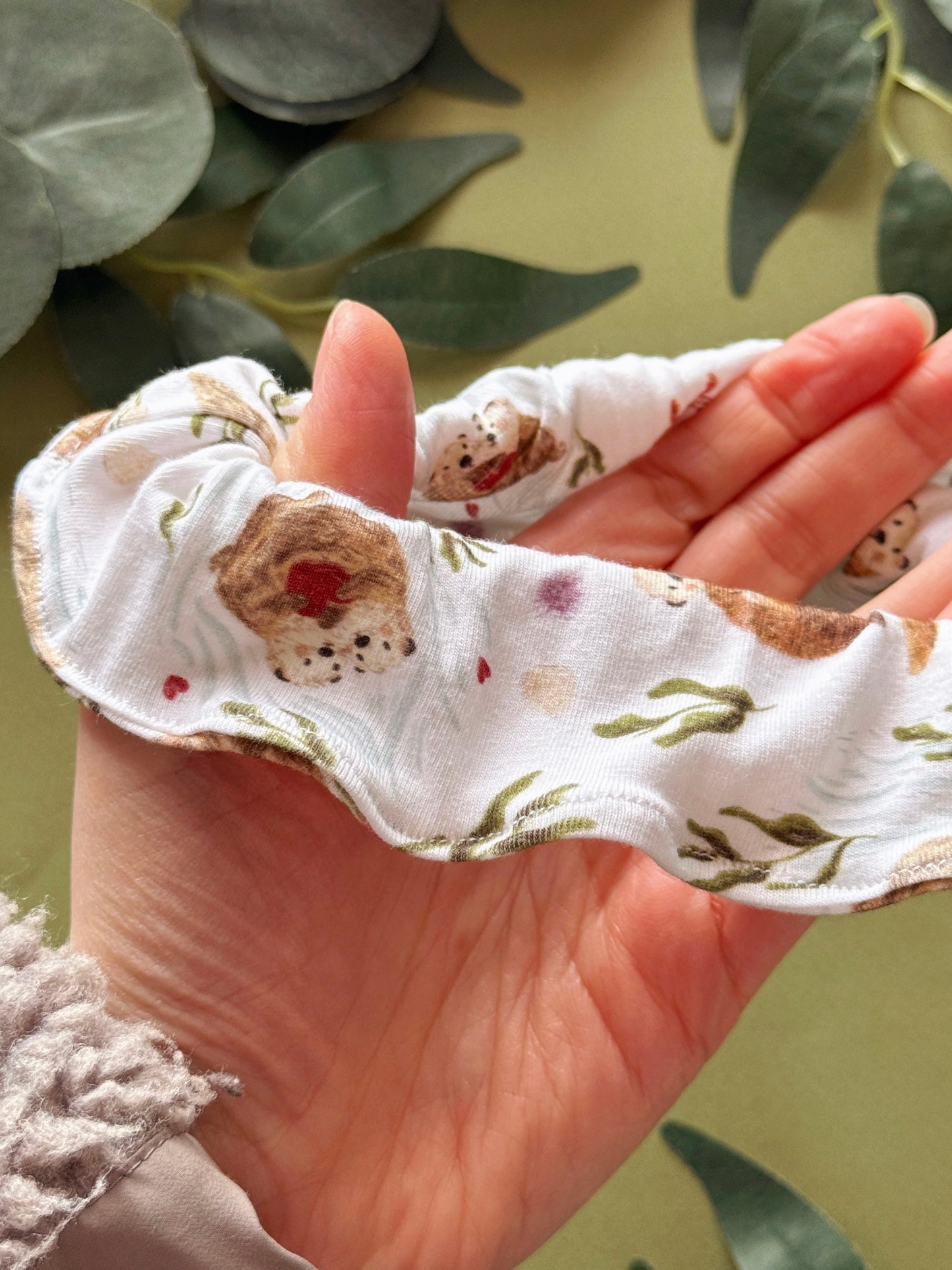 Otter Scrunchy