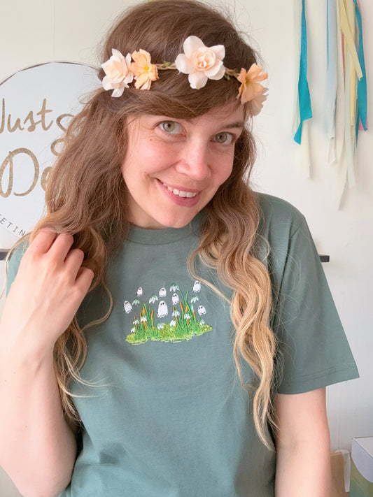 Snow drop ghost embroidered T-shirt organic cotton