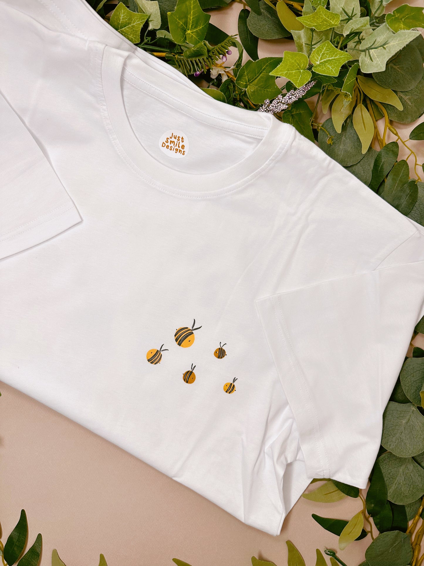 Bee Kind T-Shirt - Cotton