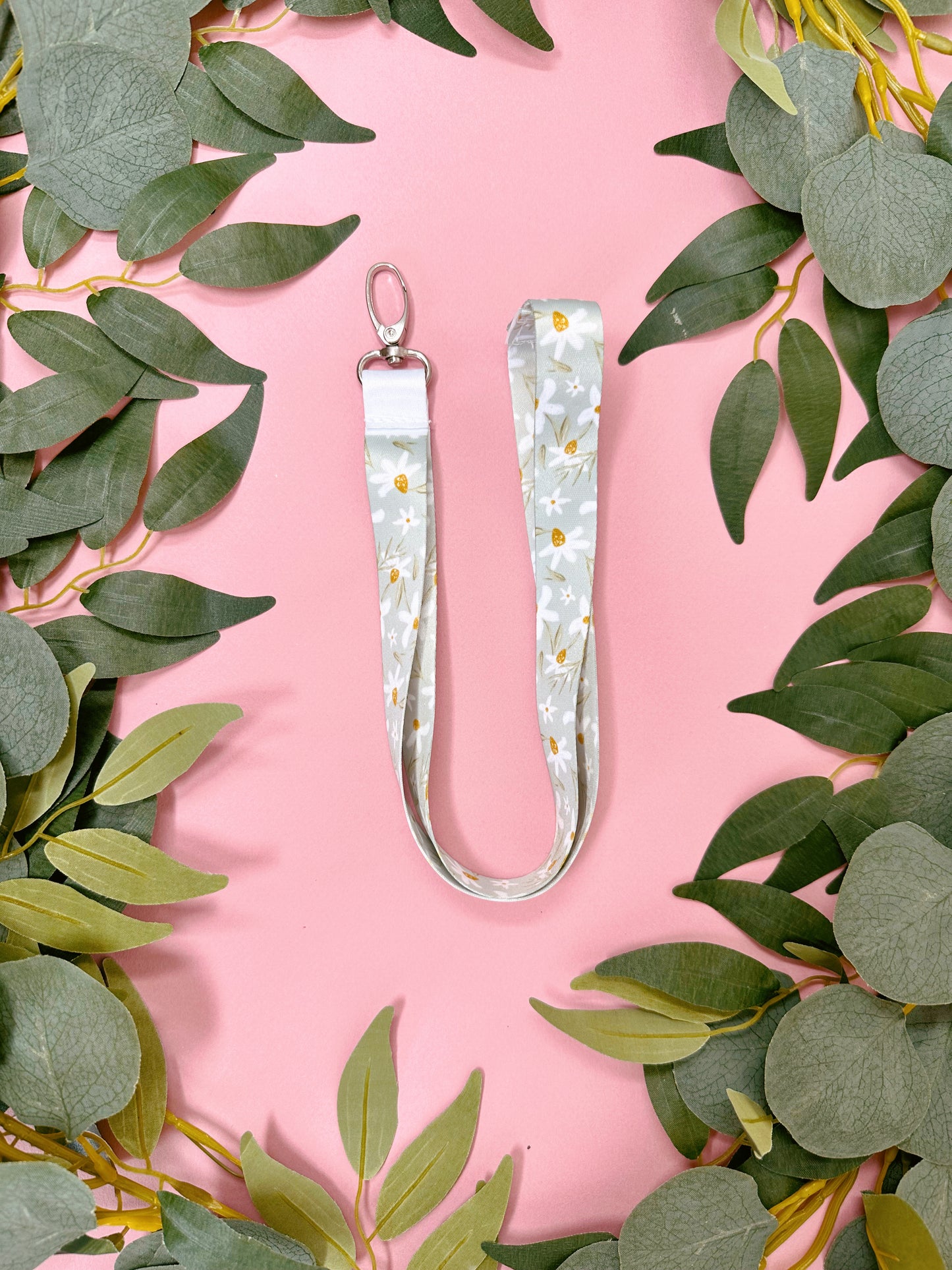 Mint Daisy Lanyard