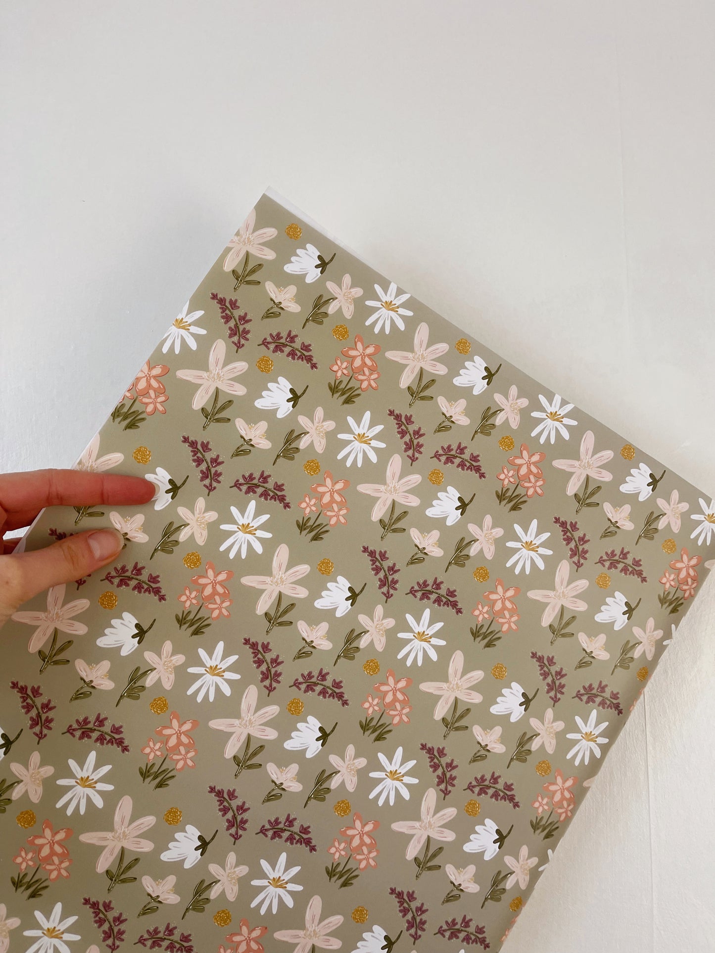 Garden Daisy Wrapping Paper