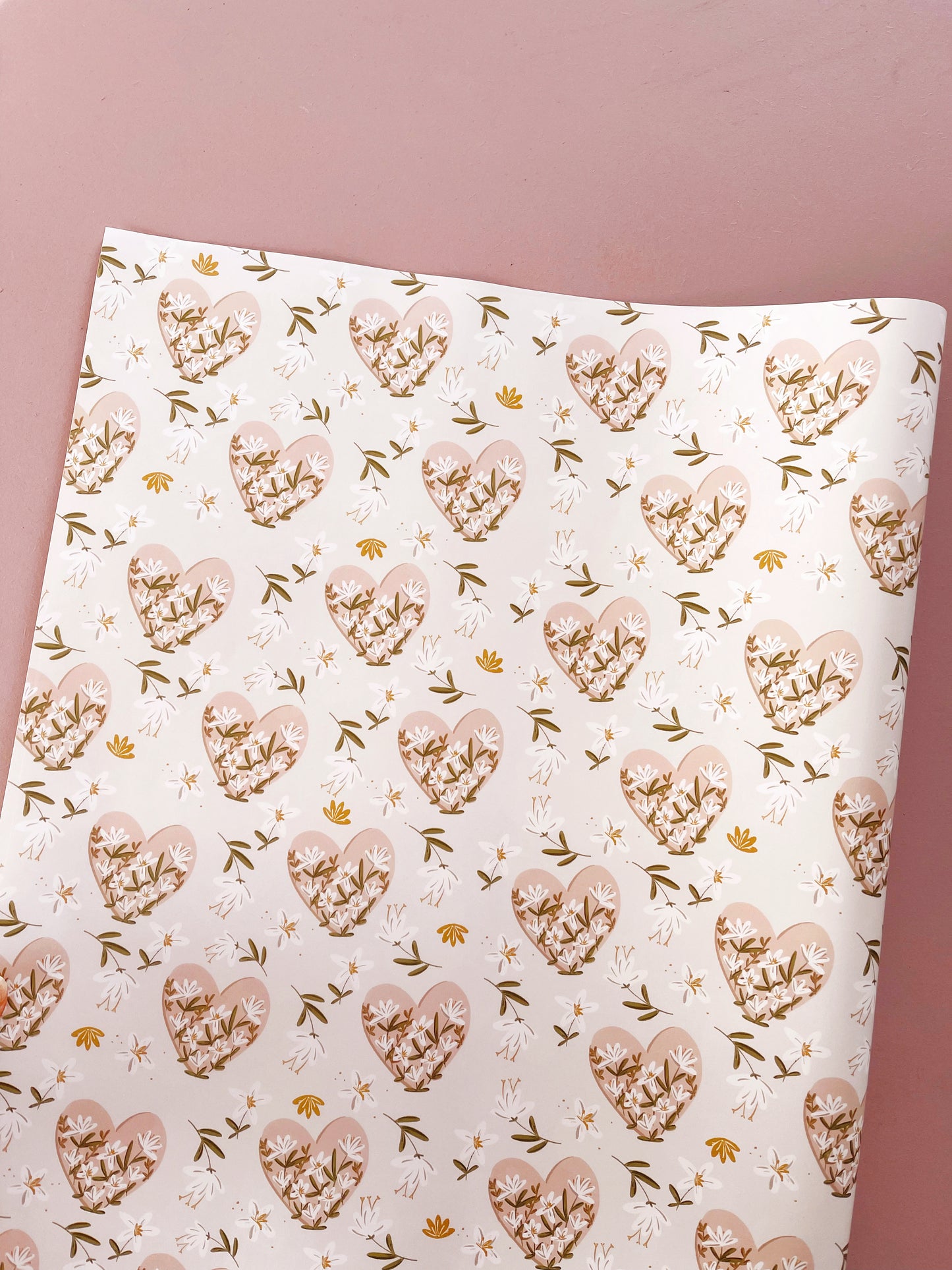 Heart Daisy Wrapping Paper