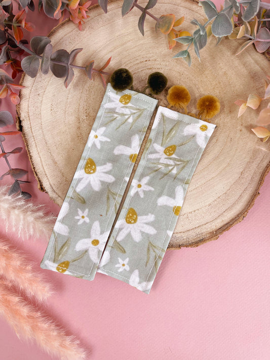 Daisy bookmark