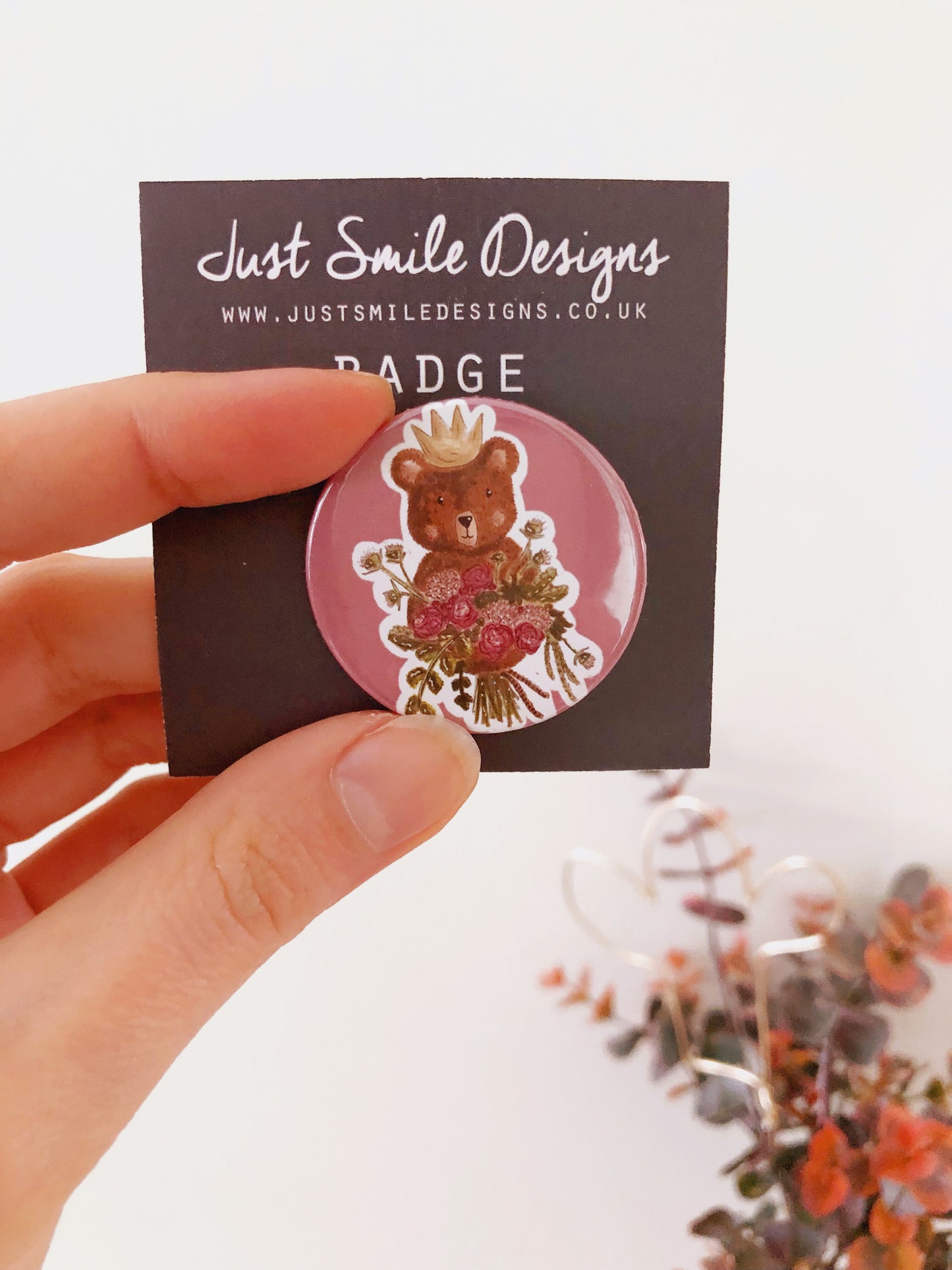 Bouquet Bear Badge