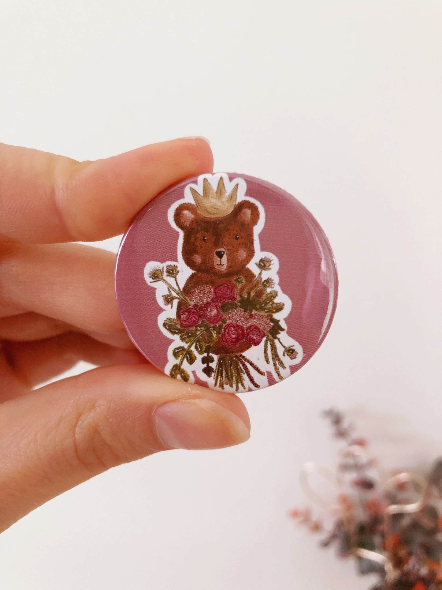Bouquet Bear Badge