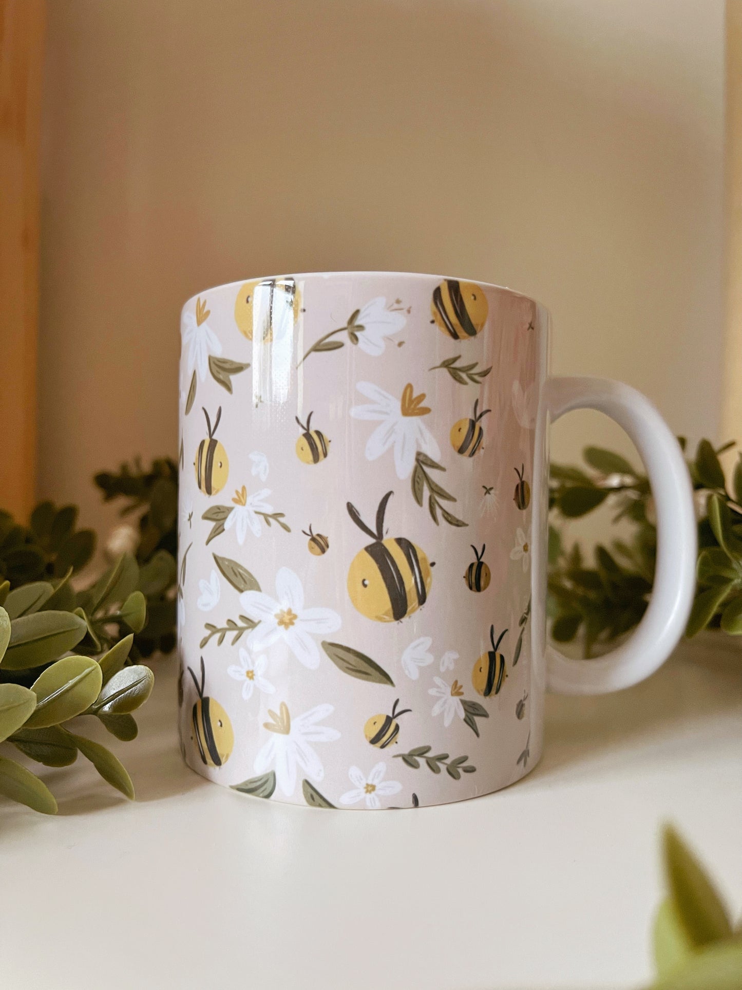 Bee Pattern Mug