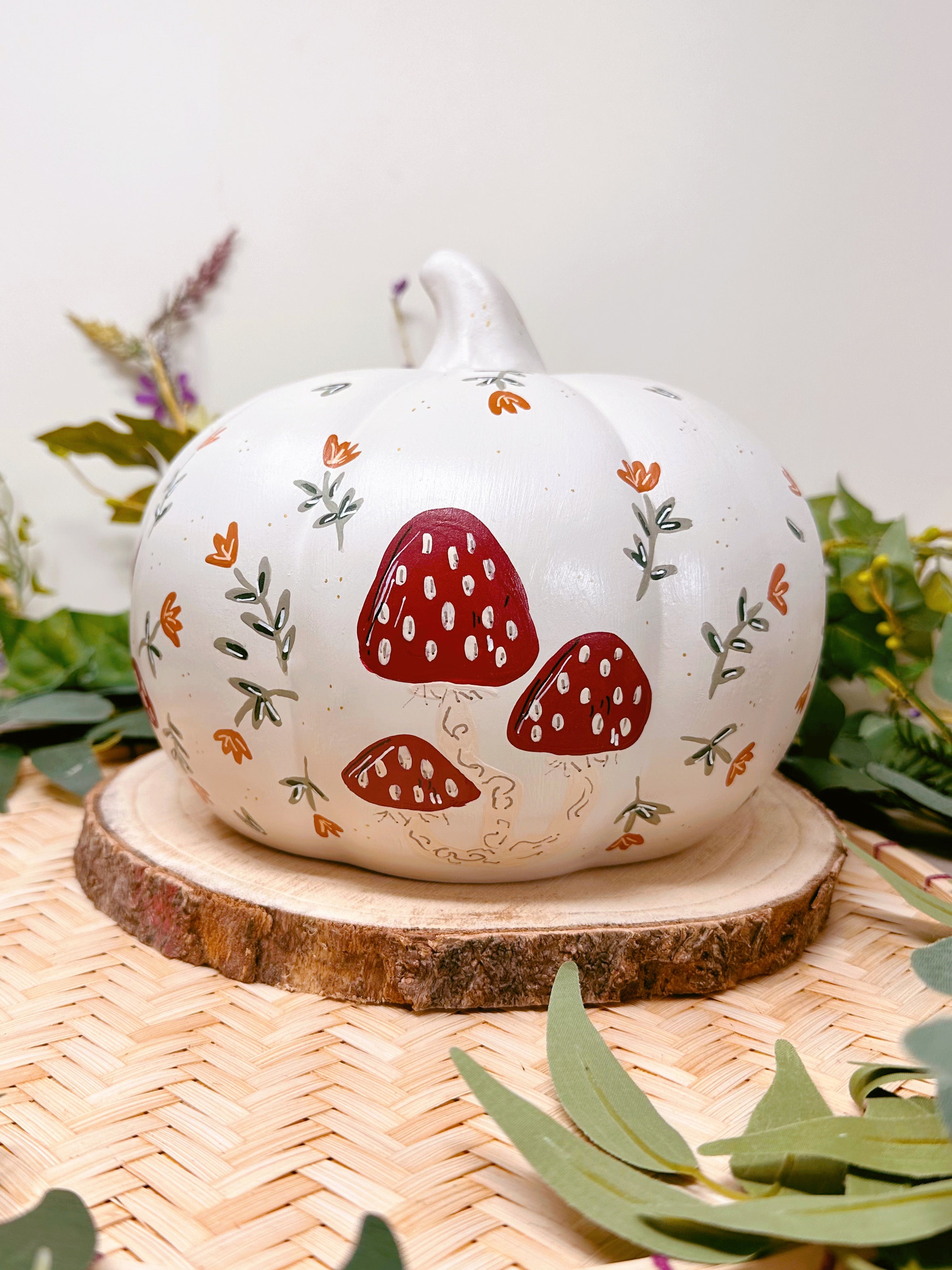 Mushroom Botanical Round Pumpkin