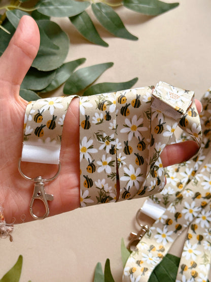 Daisy Bee Lanyard