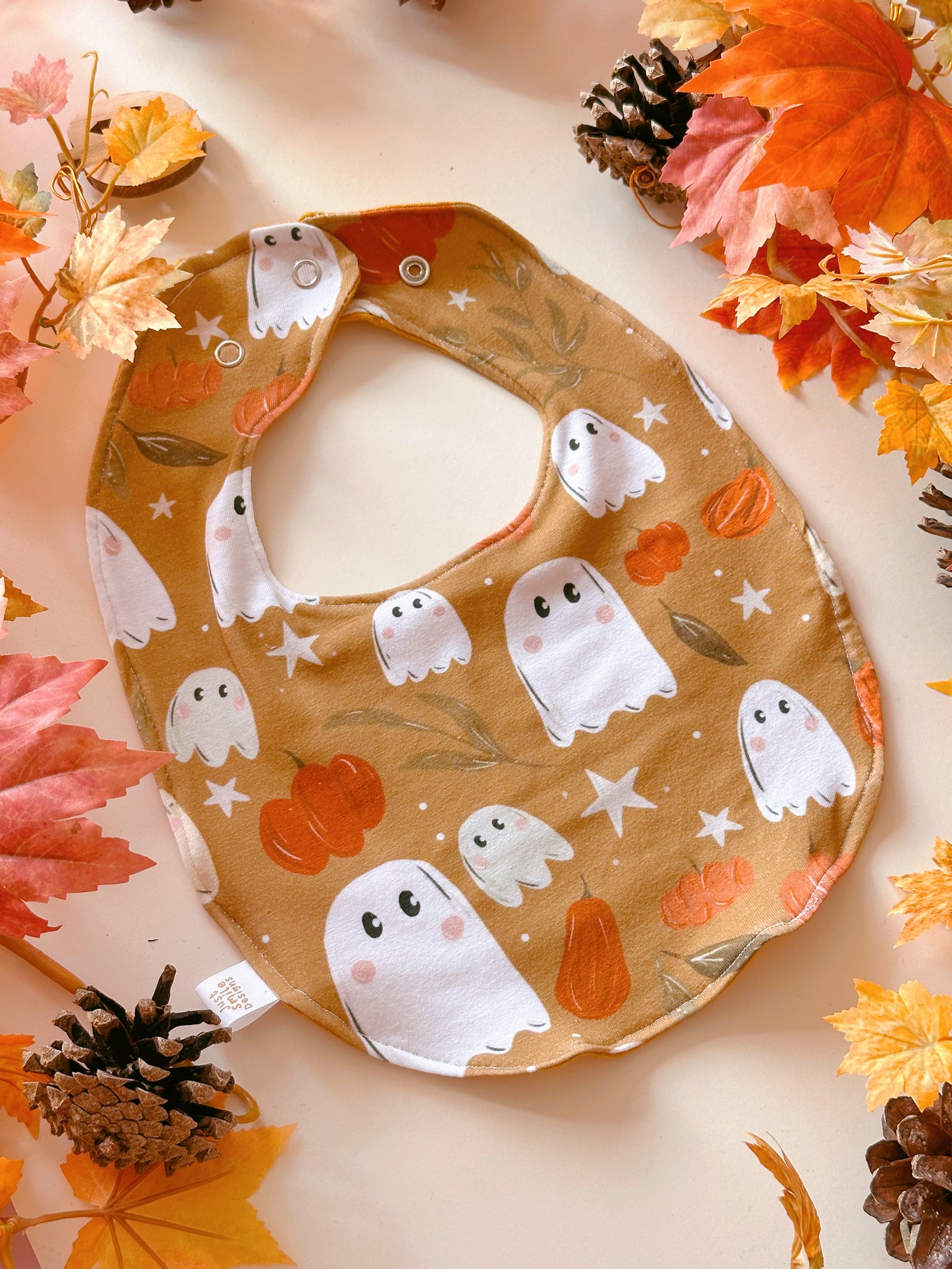 Pumpkin Ghost Bib - Rounded