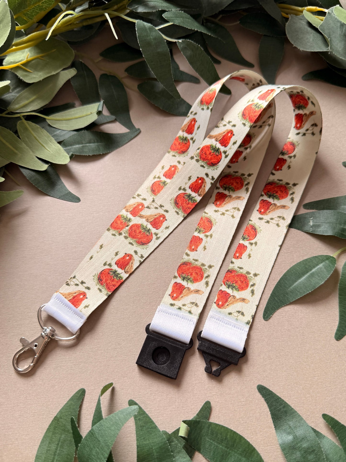 Tomato Robin Lanyard
