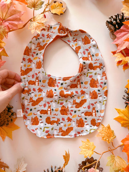 Autumn Red Squirrel Bib - Rounded