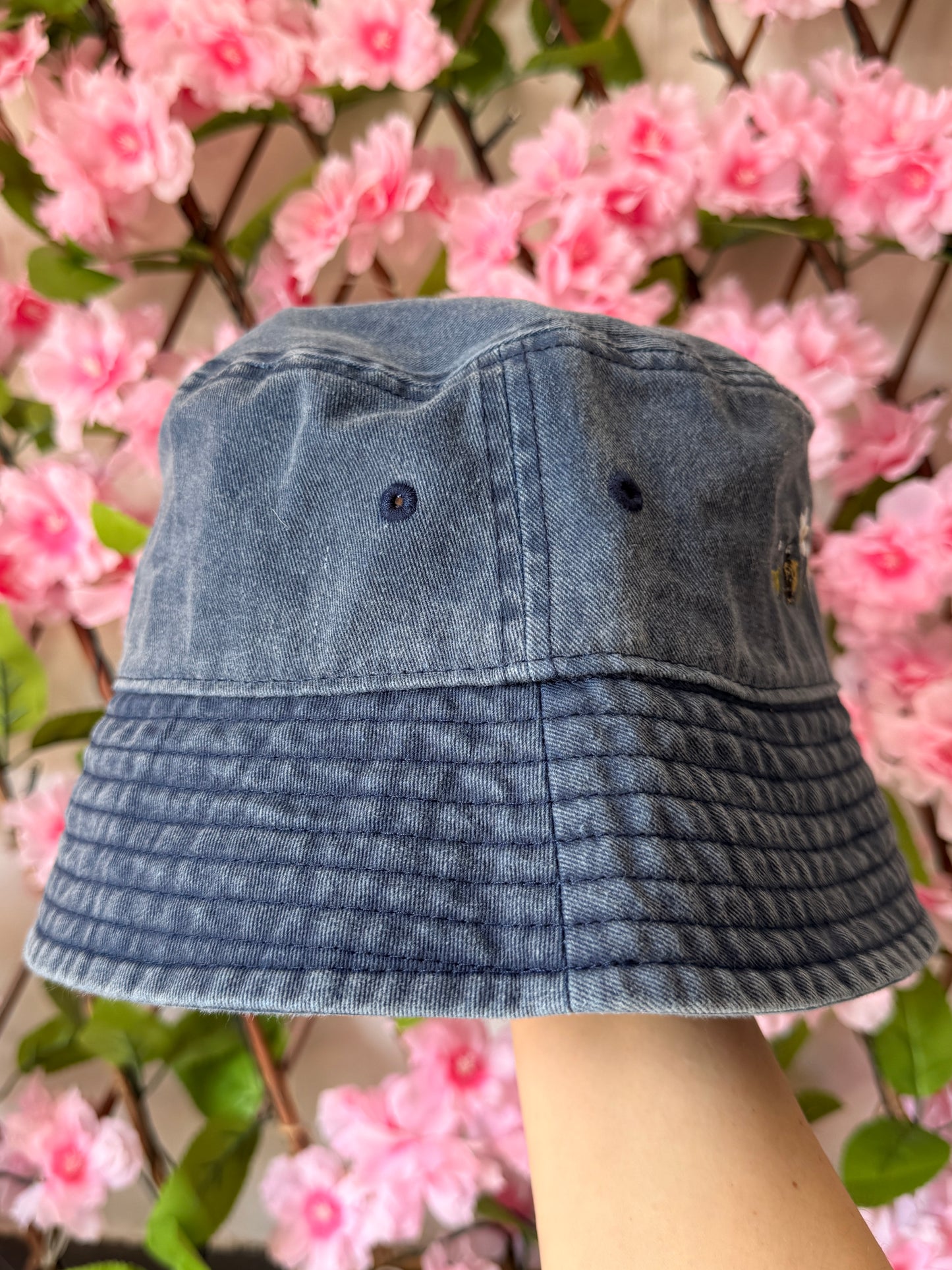 Daisy Bee Embroidered Bucket Hat