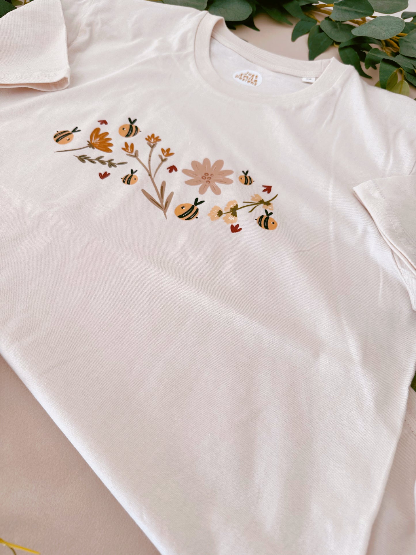 Autumnal Bee T-Shirt - Organic Cotton