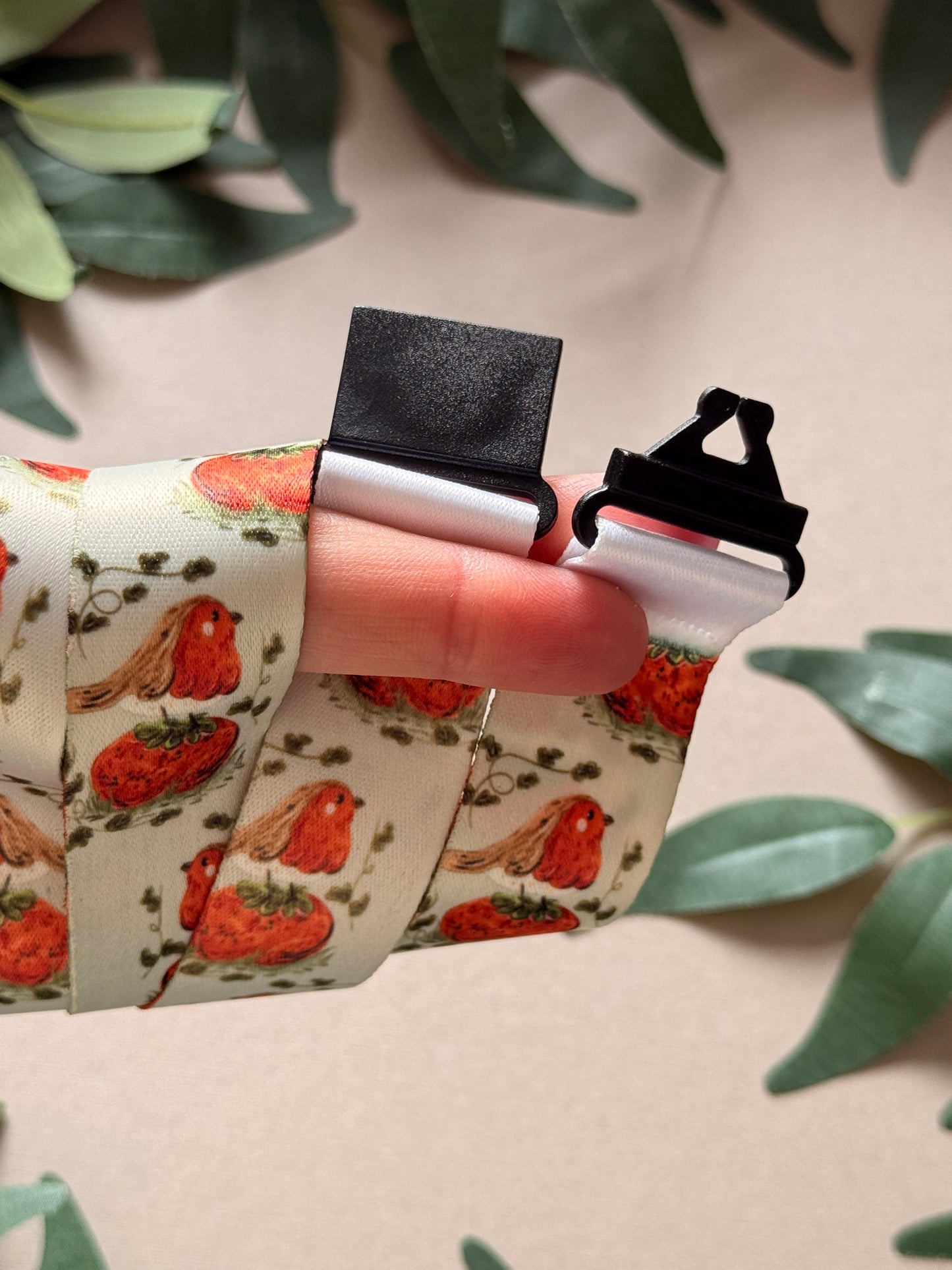 Tomato Robin Lanyard