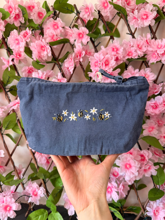 Daisy Bee Zip Case