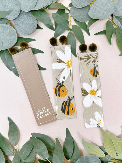 Daisy Bee Bookmark