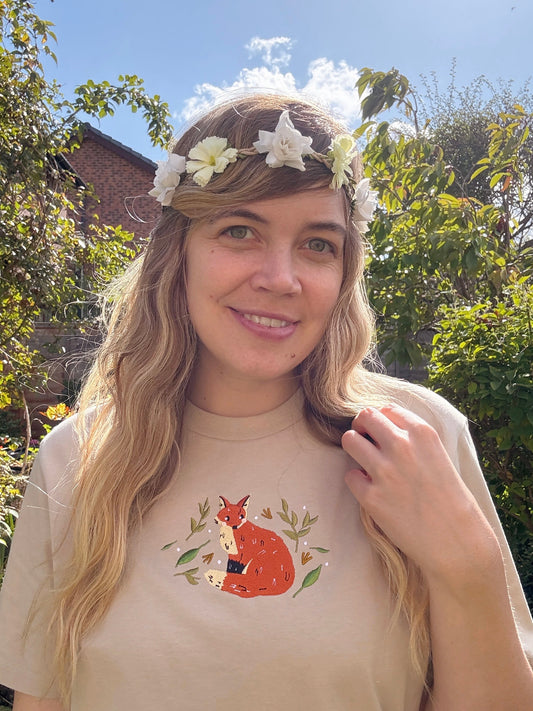 Leafy Fox  Embroidered T-Shirt - Organic Cotton