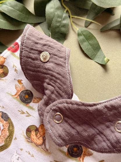 Wolf Bib - Rounded