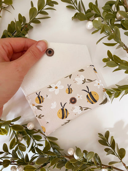 Bee Leatherette Coin/ Card Purse
